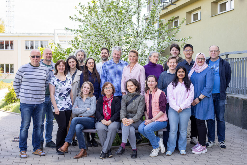LHR lab group, 2026